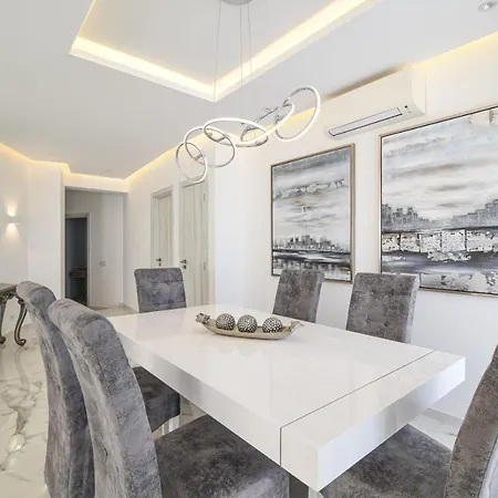 Penthouse With Amazing View דירה *